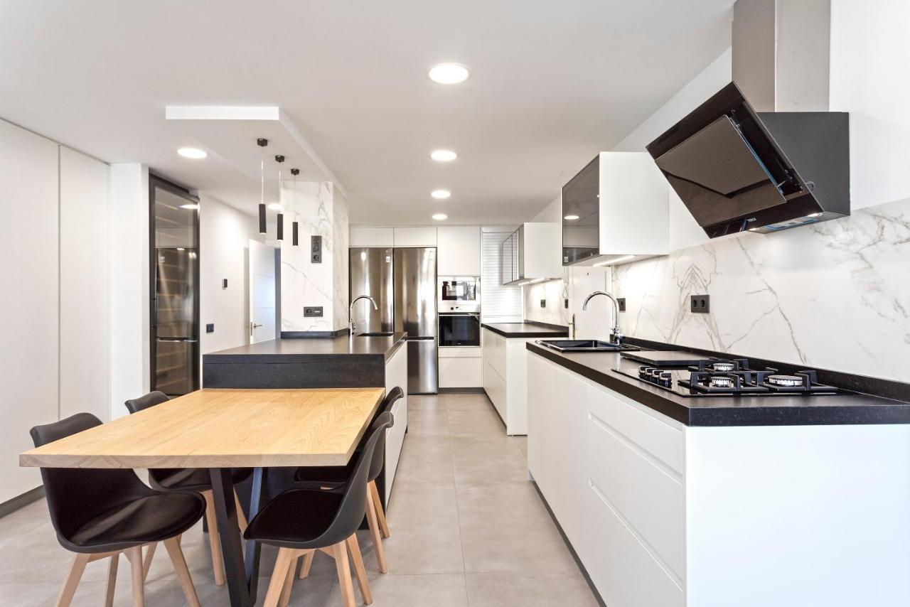 Appartement Malagueta Luz By Renthas à Málaga Extérieur photo